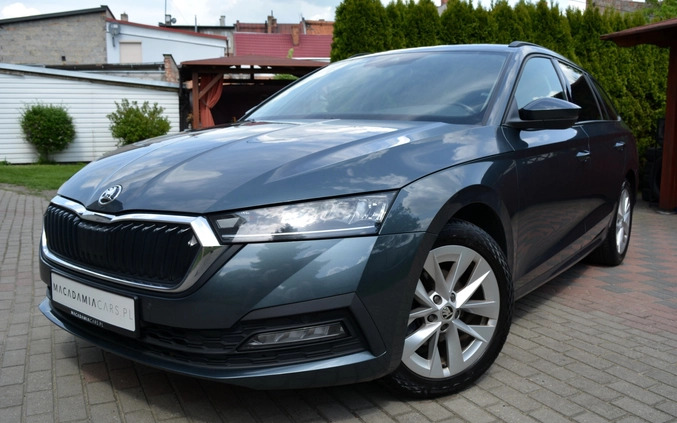 Skoda Octavia cena 75900 przebieg: 118700, rok produkcji 2020 z Kazimierza Wielka małe 211